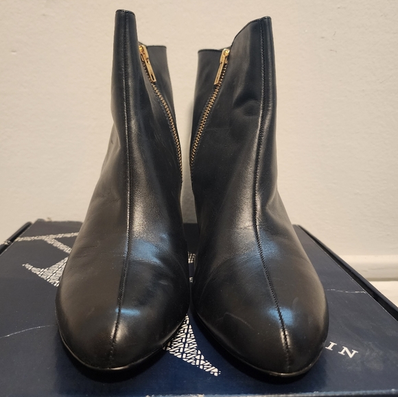 Anne Klein Shoes - Vintage leather Black Anne Klein ankle boots w/ golden trim